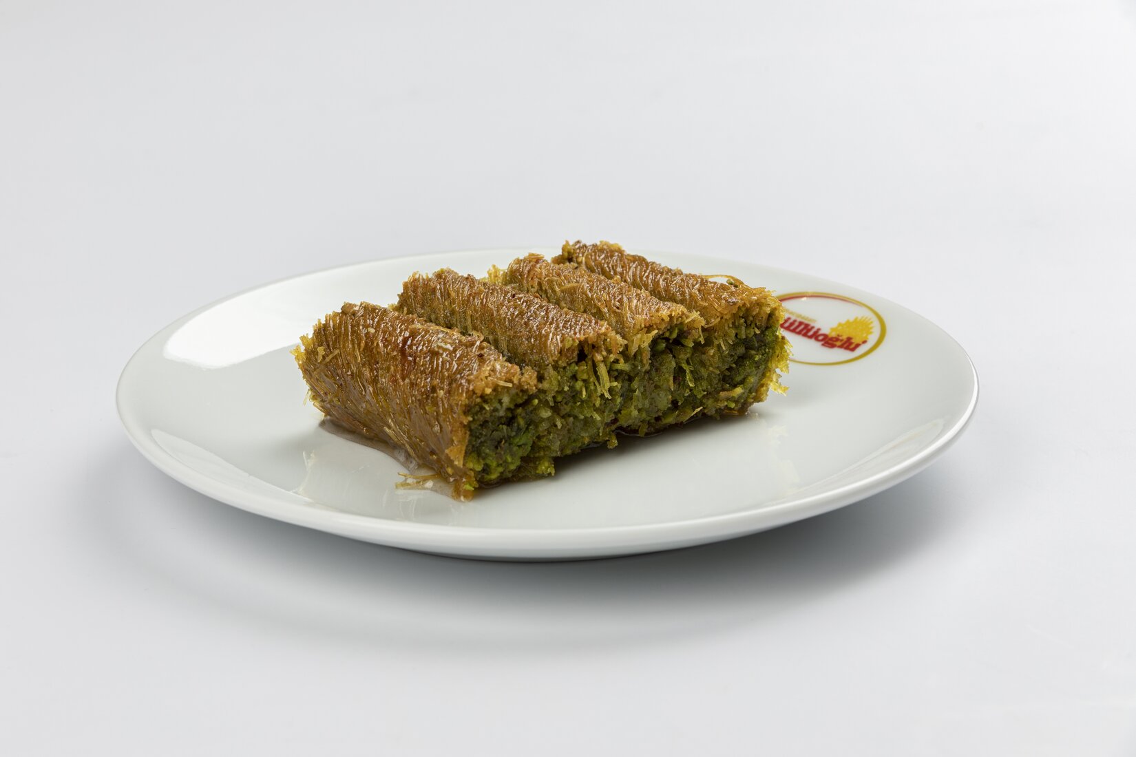 Elmacıpazarı Güllüoğlu Fıstıklı Burmalı Kadayıf Kg